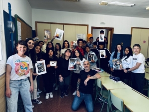 Taller &quot;Introducción a la técnica del collage&quot; en 4º de ESO